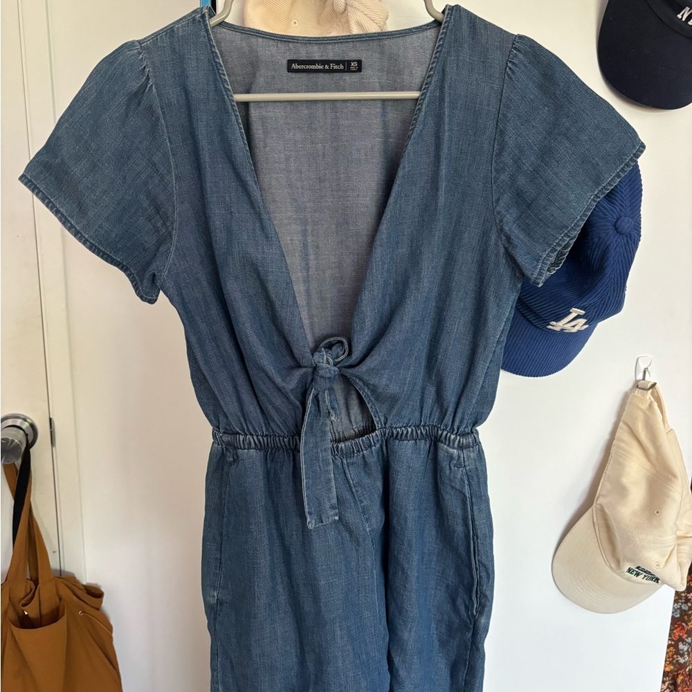 Abercrombie & Fitch Denim Tie-Front Dress